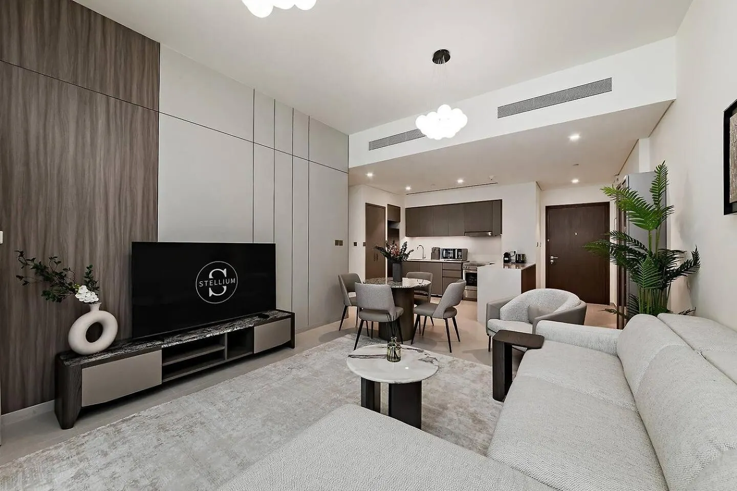 Grande Signature Residences Dubai Apartment